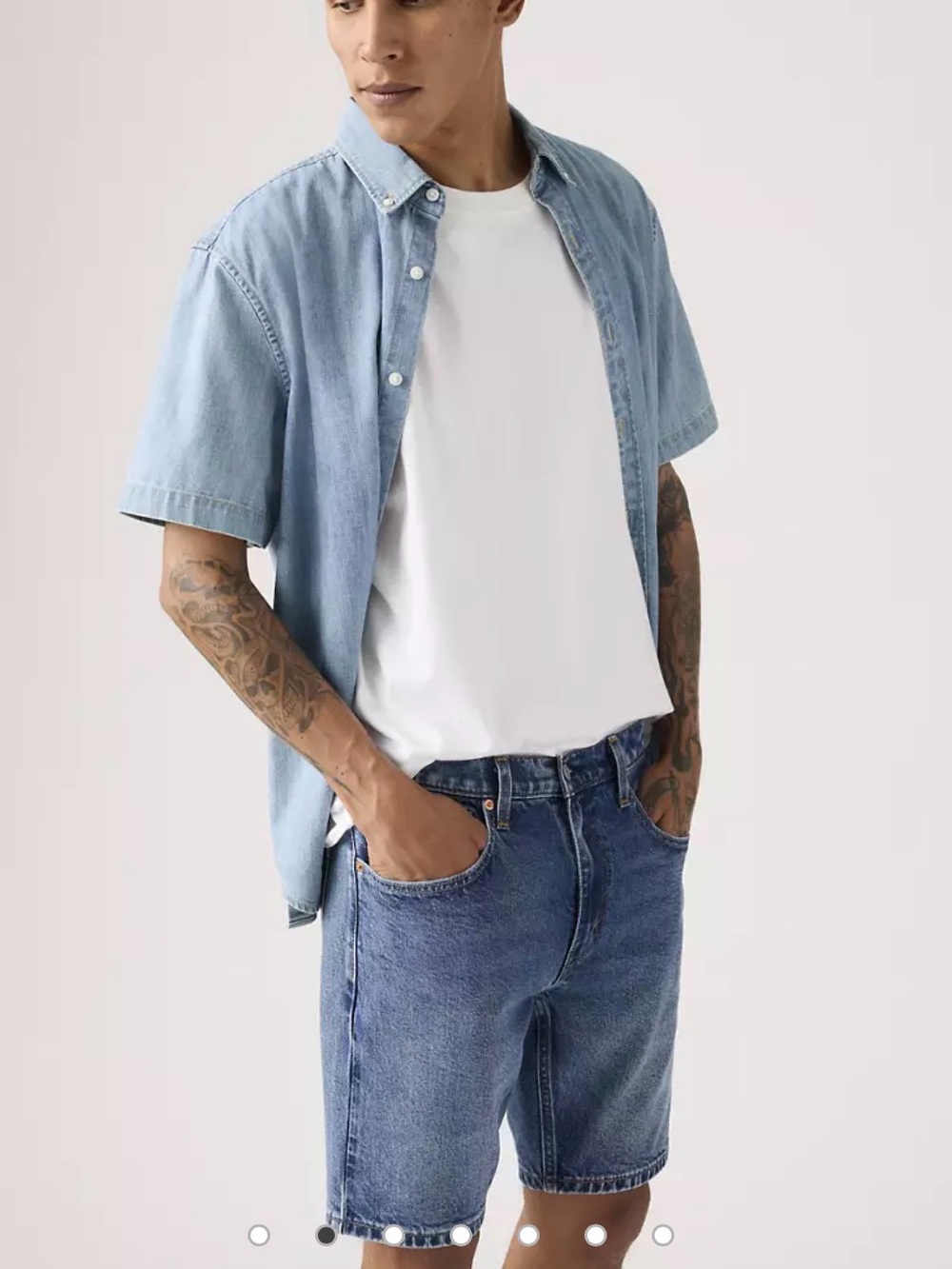 Levi's Medium Blue Denim Men's Jean Shorts, size 34